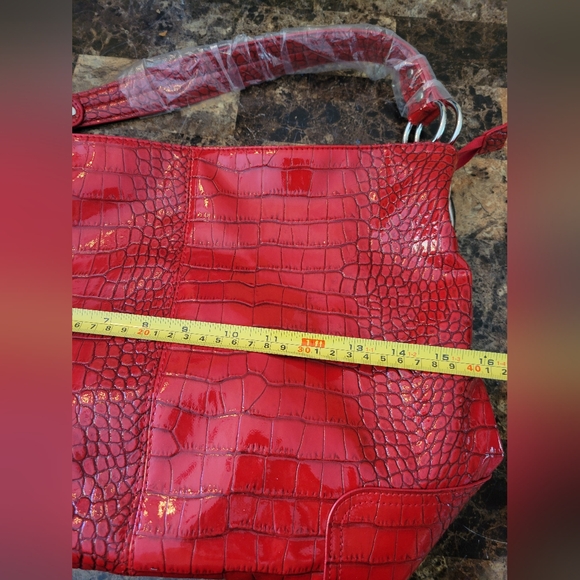 Penelope Ann Red Purse- New - Picture 13 of 15